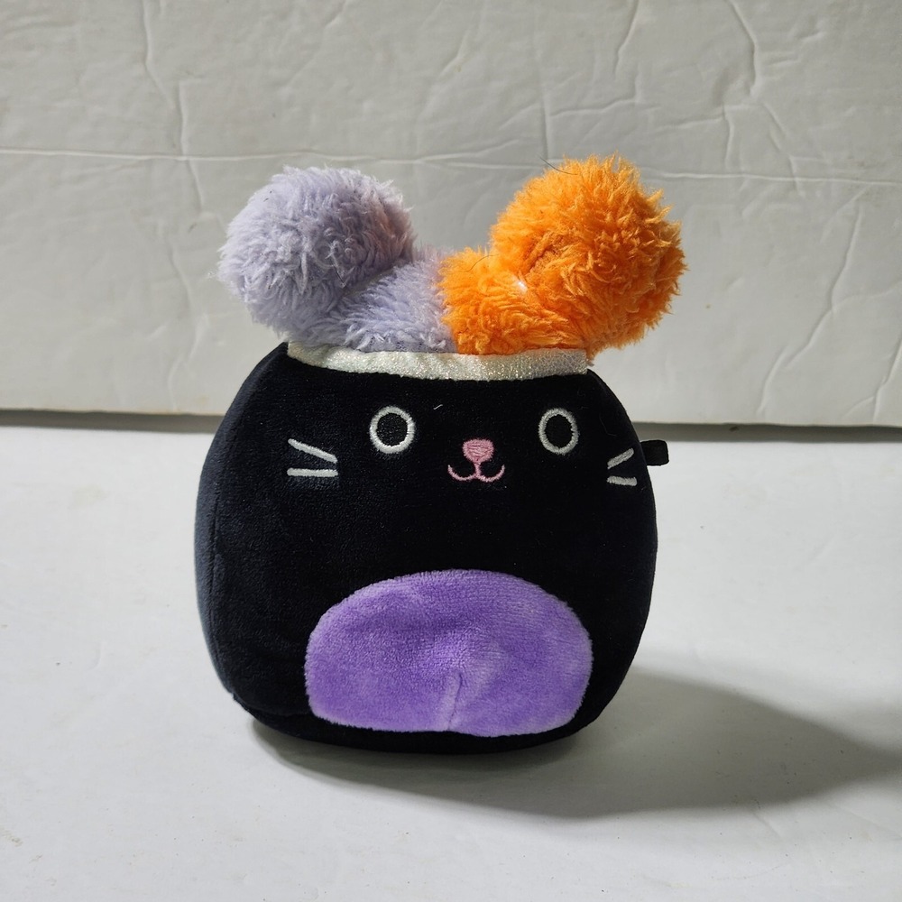 Squishmallows Autumn the Cat Black Purple Orange Dancer Athletic Mini 5"